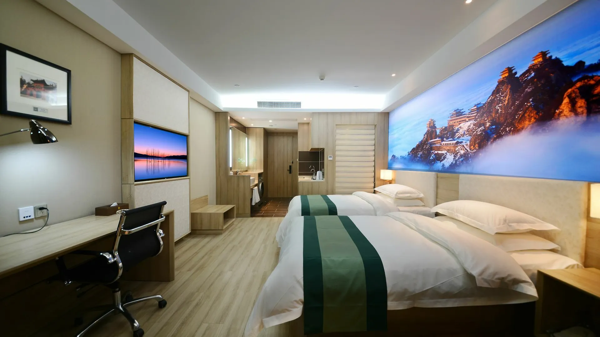 ***  Nice Seven Days Boutique Hotel Лоян Китай